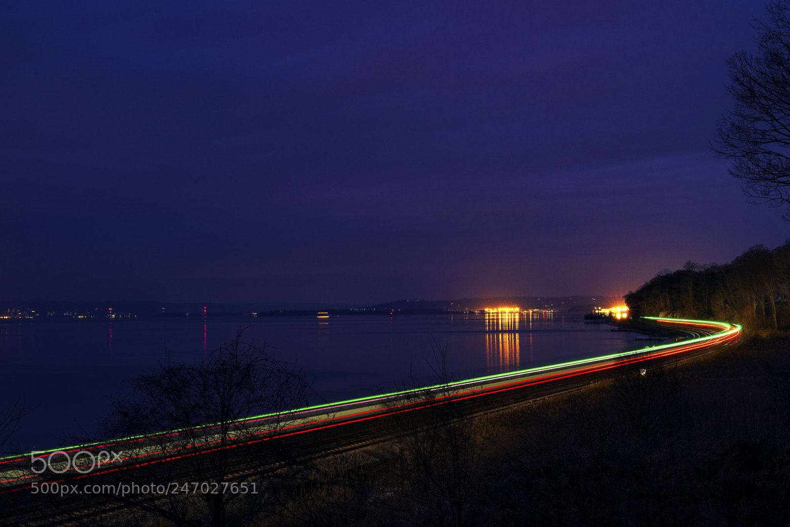 Nikon D610 sample photo. Commuter train - trail photography