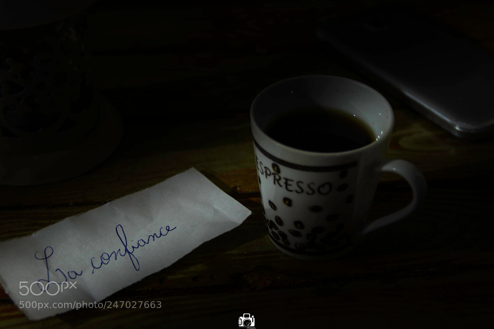 Canon EOS 600D (Rebel EOS T3i / EOS Kiss X5) sample photo. Confiance photography