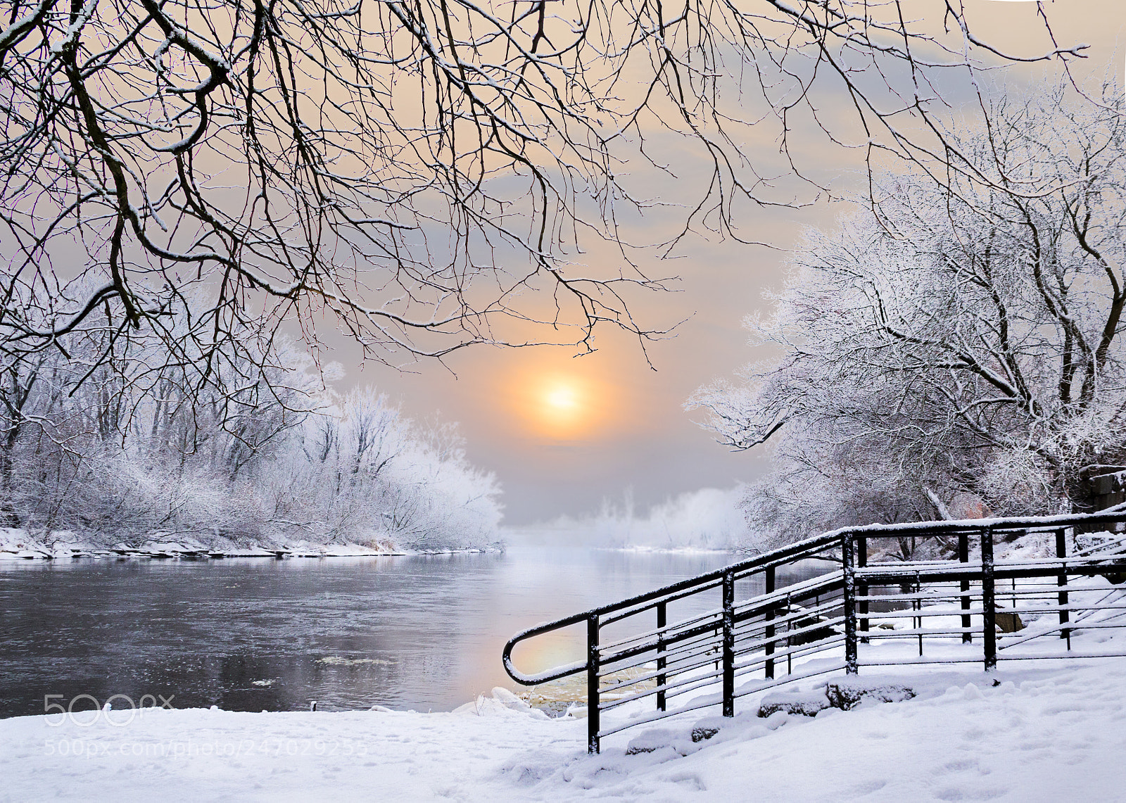 Canon EOS 700D (EOS Rebel T5i / EOS Kiss X7i) sample photo. Winter river photography