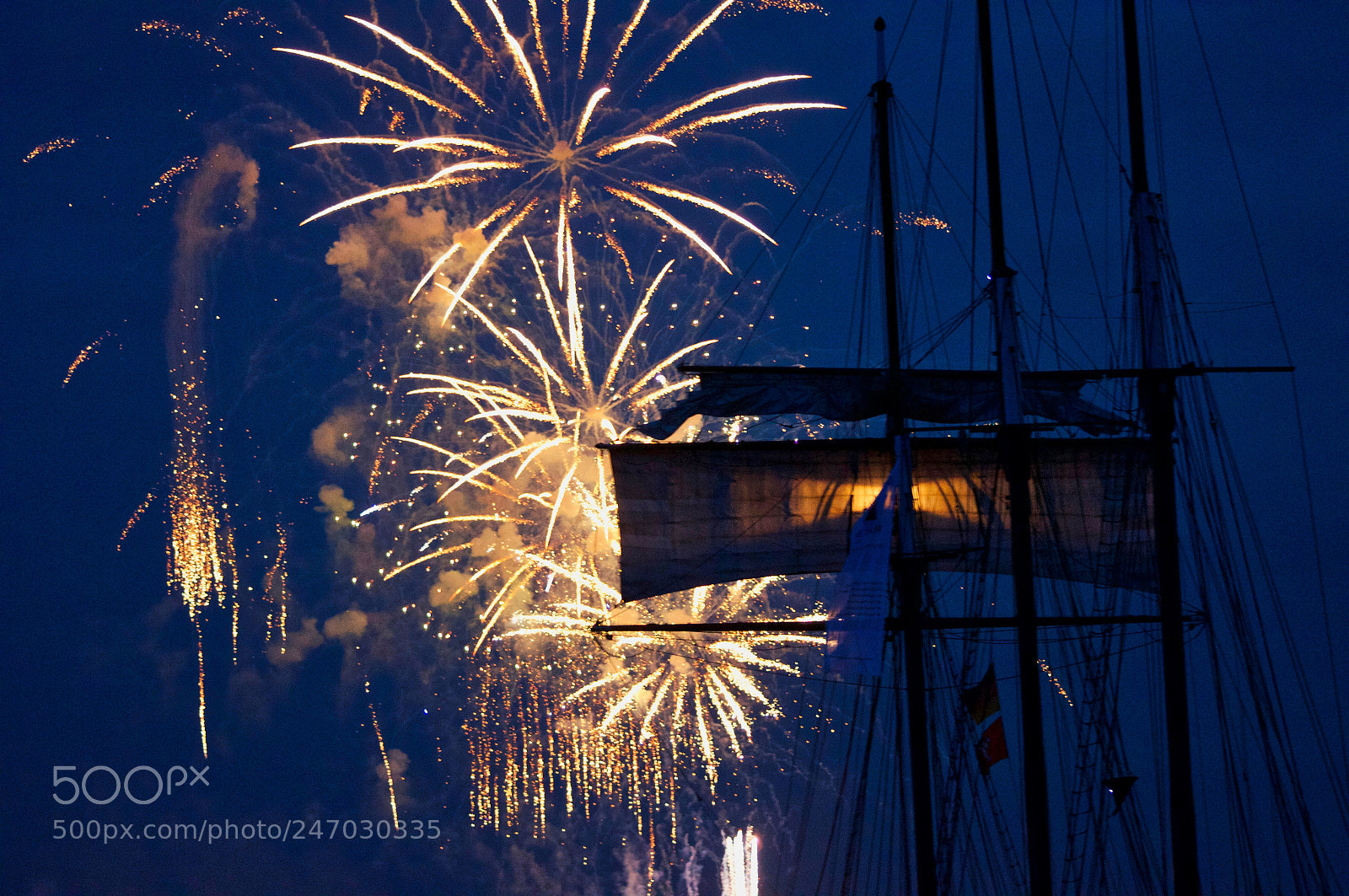 Sony SLT-A55 (SLT-A55V) sample photo. Hamburg harbour festival photography