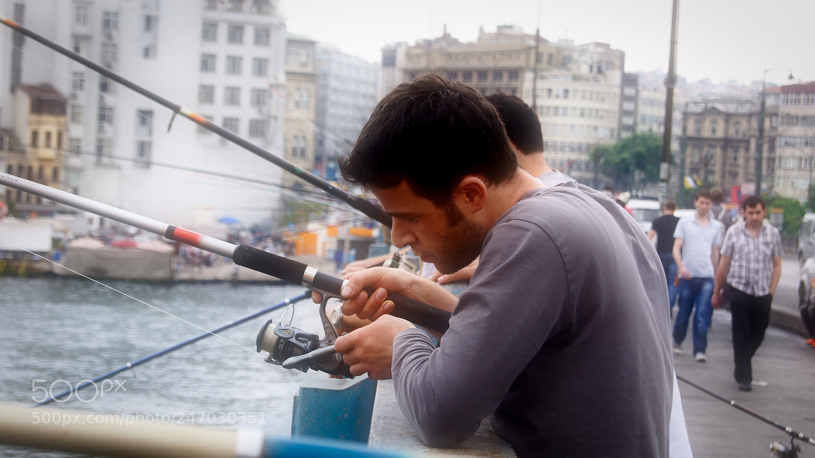 Sony SLT-A55 (SLT-A55V) sample photo. Fishing on galata bridge photography