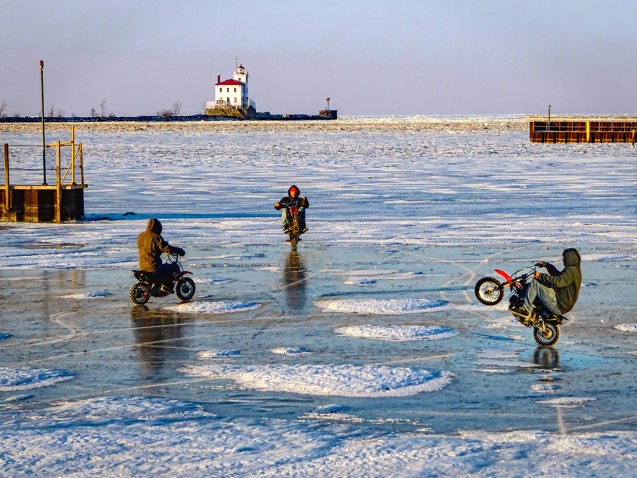 Panasonic Lumix DMC-ZS50 (Lumix DMC-TZ70) sample photo. Great times on the great lakes: winter photography