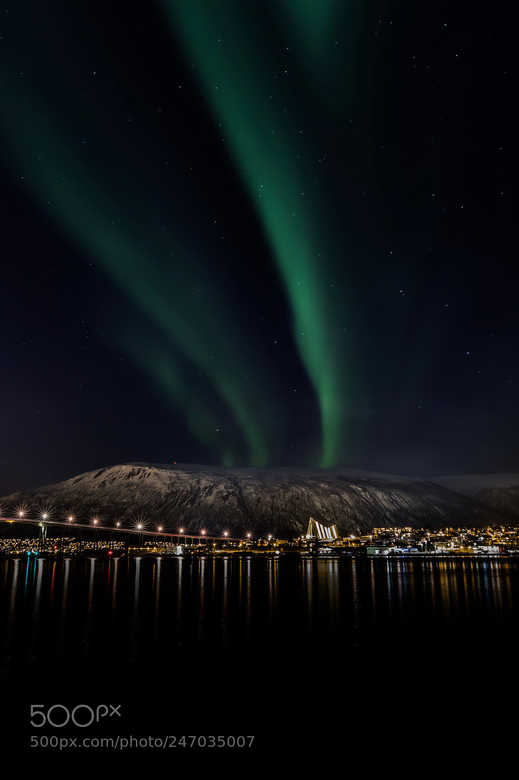 Canon EOS 7D Mark II sample photo. The northern lights photography