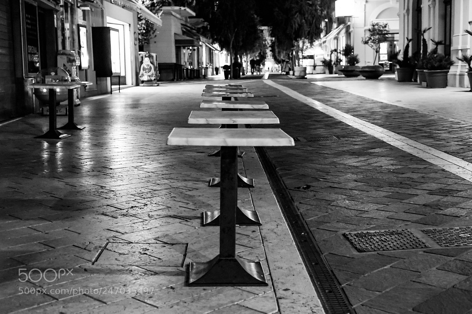 Sony a7 sample photo. Closing time photography