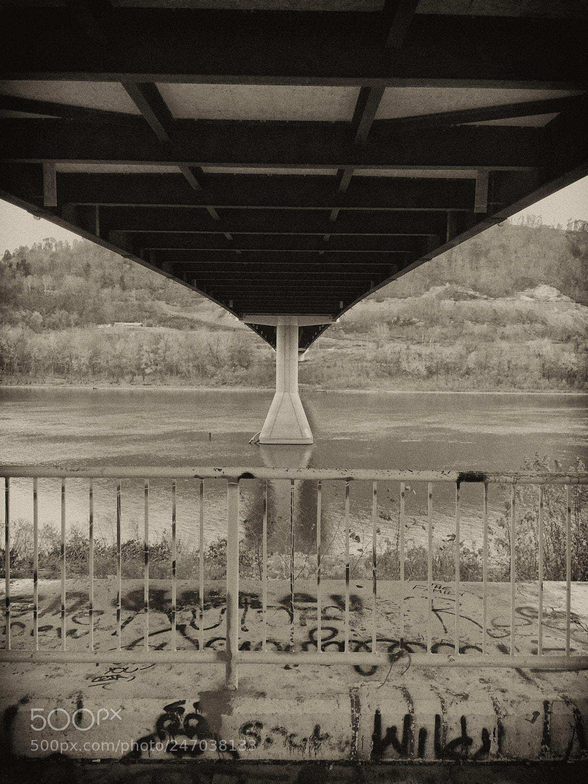 Apple iPhone 6 Plus sample photo. Under the bridge photography