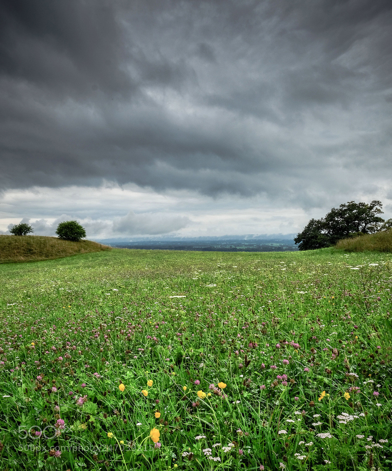 Fujifilm X-T2 sample photo. Hill with clouds photography
