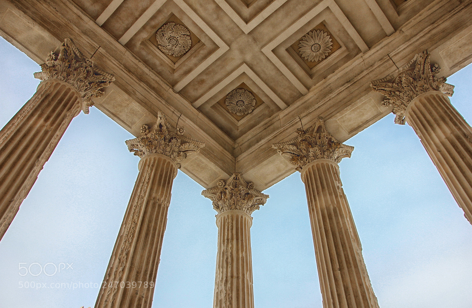 Canon EOS 600D (Rebel EOS T3i / EOS Kiss X5) sample photo. Pillars photography