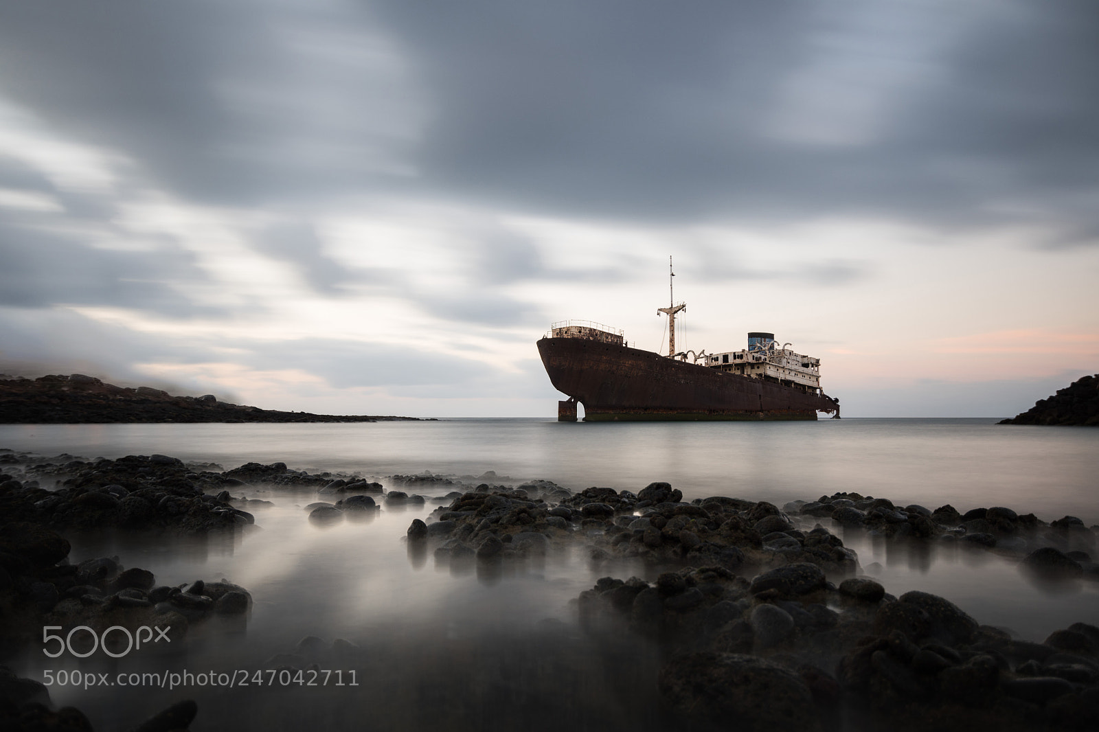 Nikon D7500 sample photo. Telamon - aground boat photography