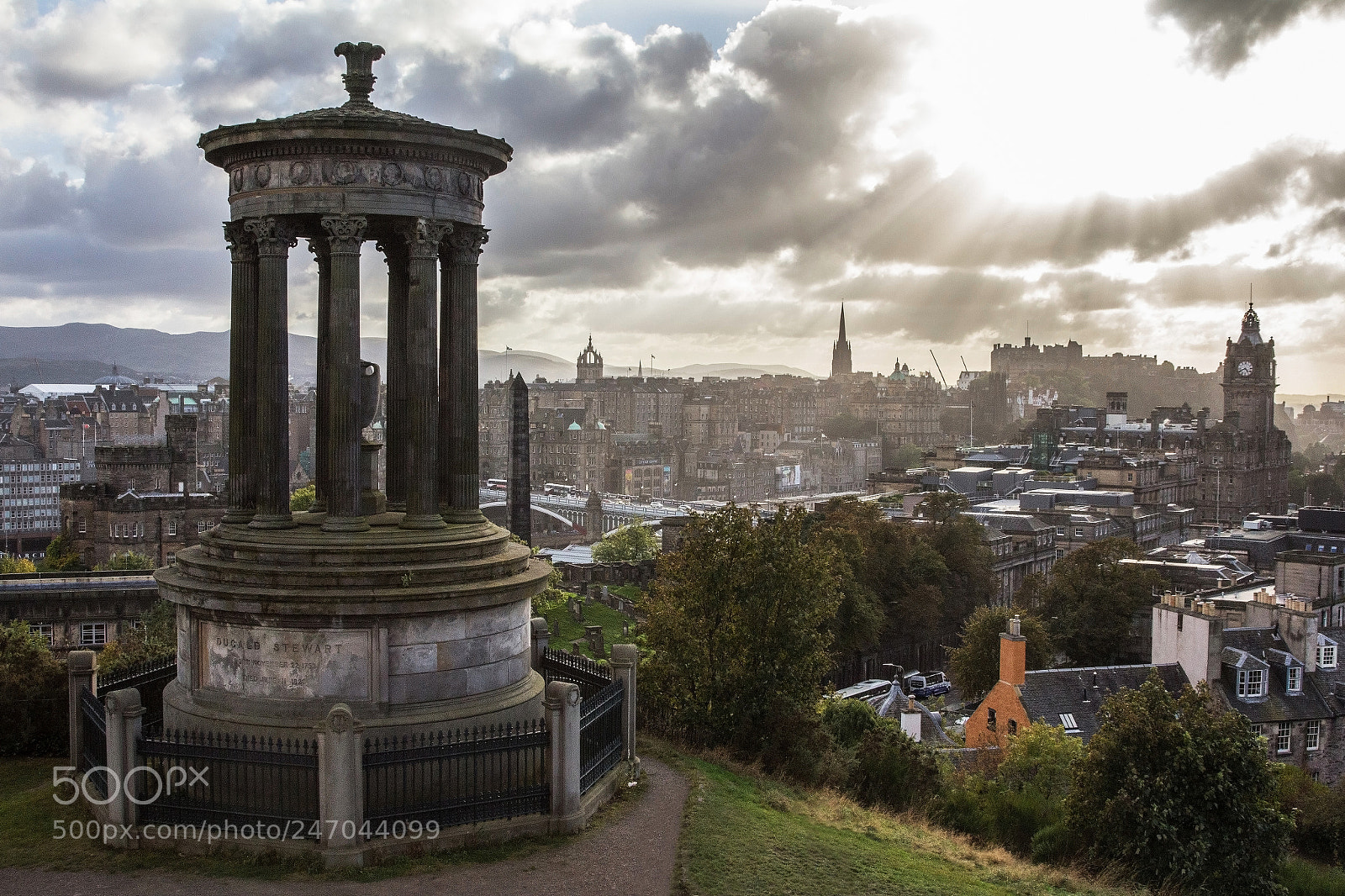 Canon EOS 60D sample photo. Calton hill edinburgh photography