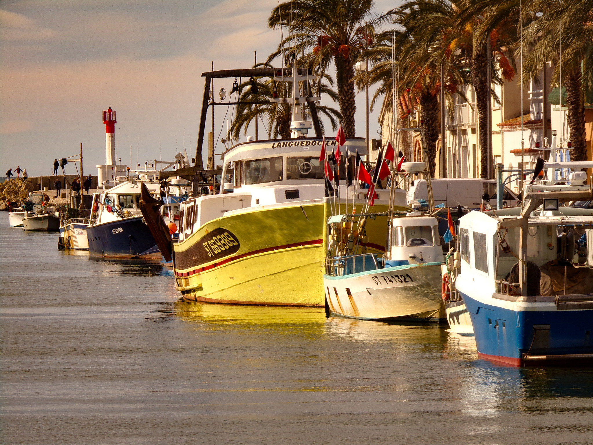 JK KODAK PIXPRO AZ422 sample photo. Harbor #h photography
