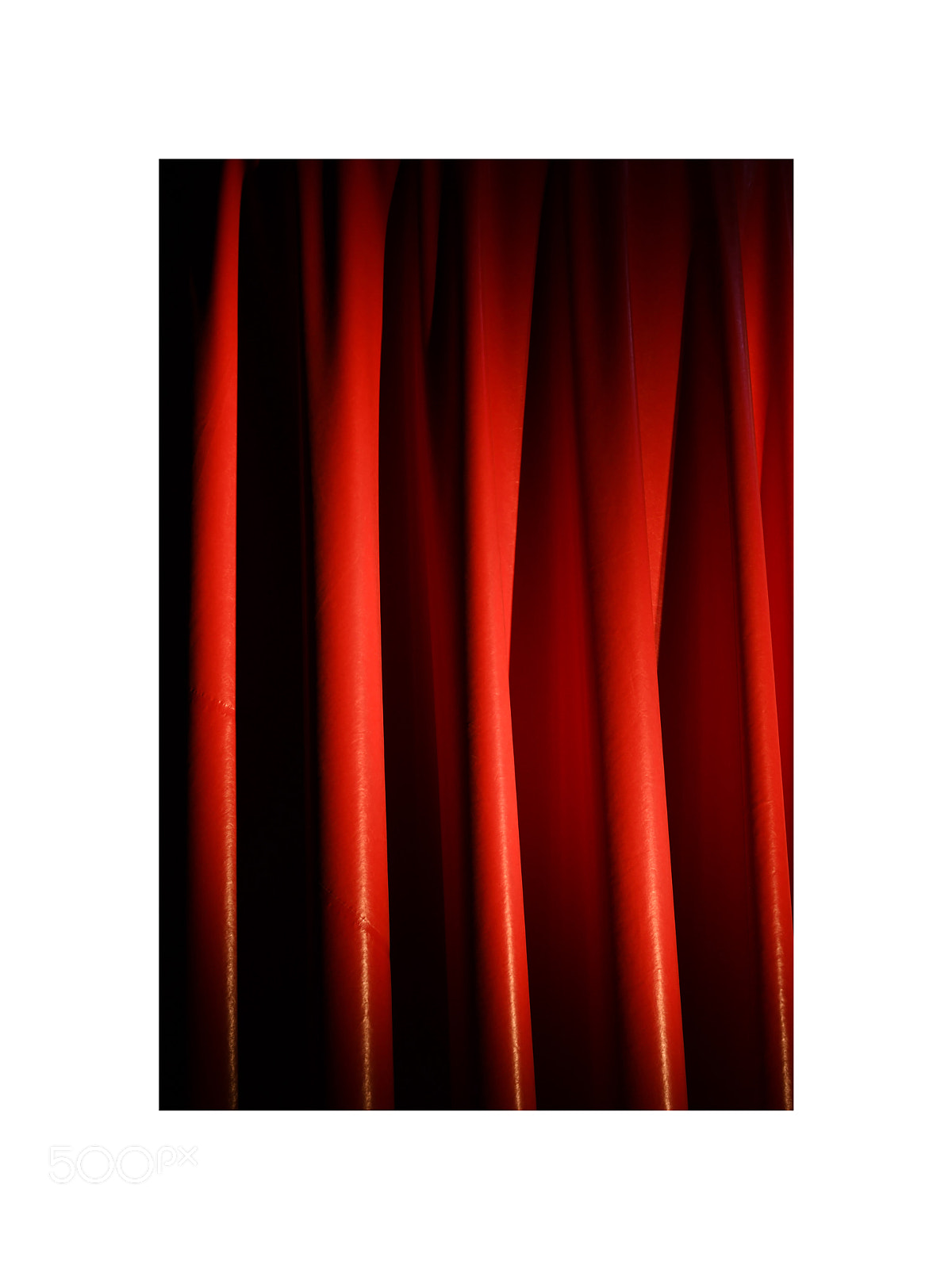 Nikon D7500 sample photo. Red curtain photography