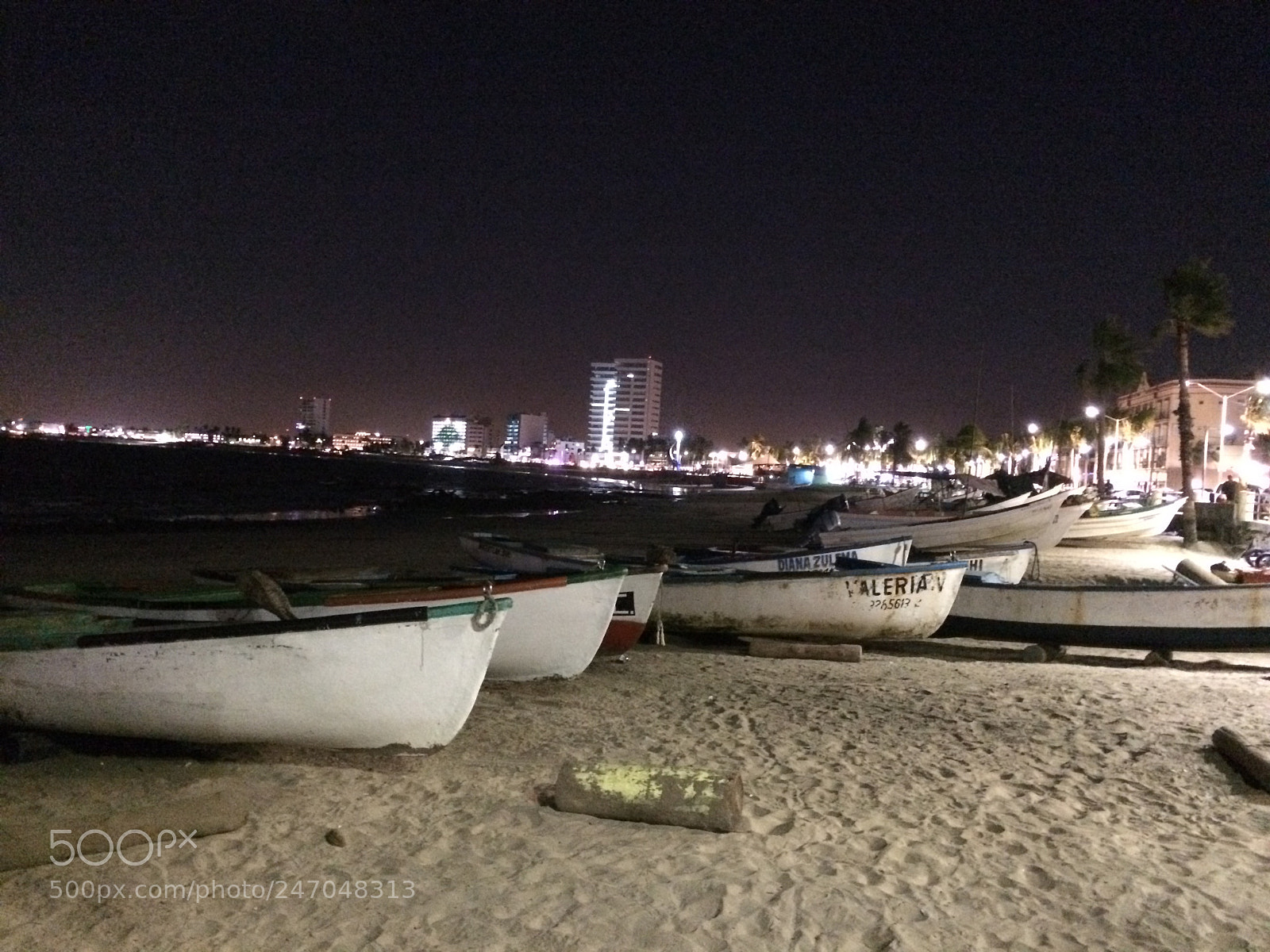 Apple iPhone 5s sample photo. Img photography