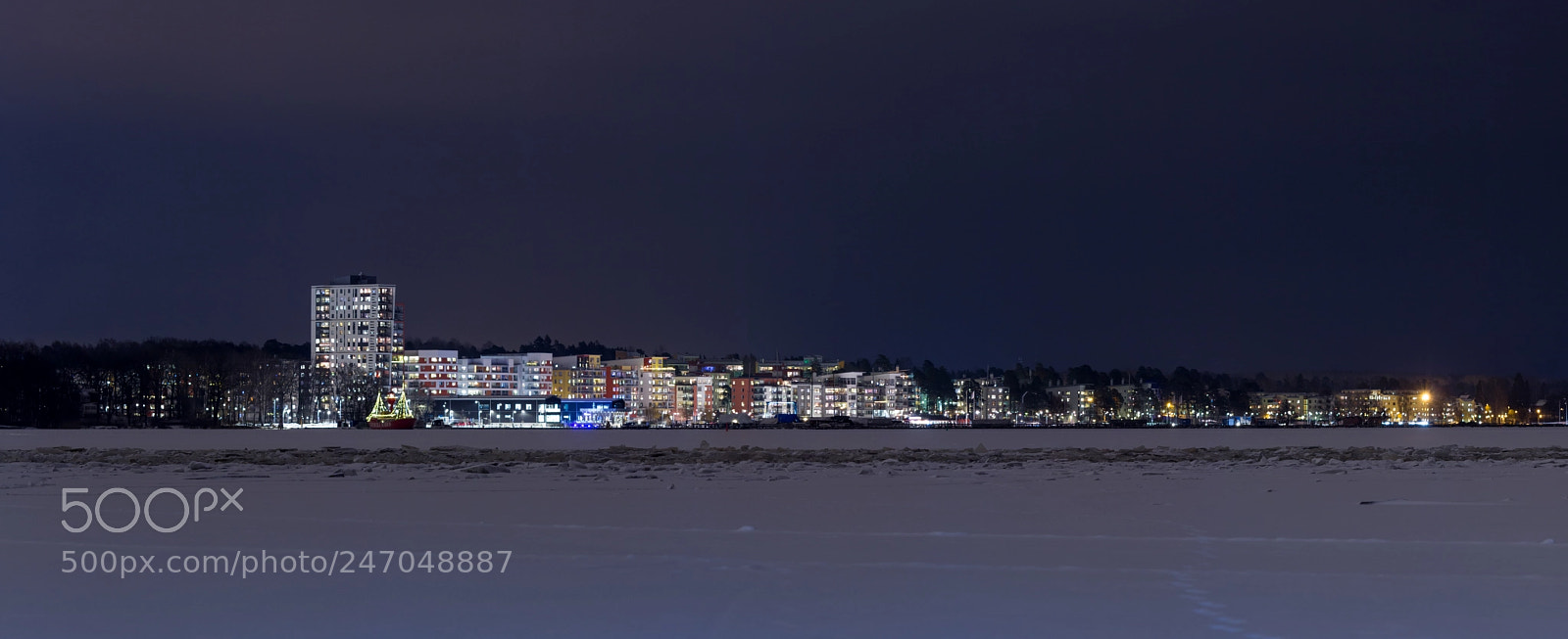 Canon EOS 600D (Rebel EOS T3i / EOS Kiss X5) sample photo. Sterm larstrand by night photography