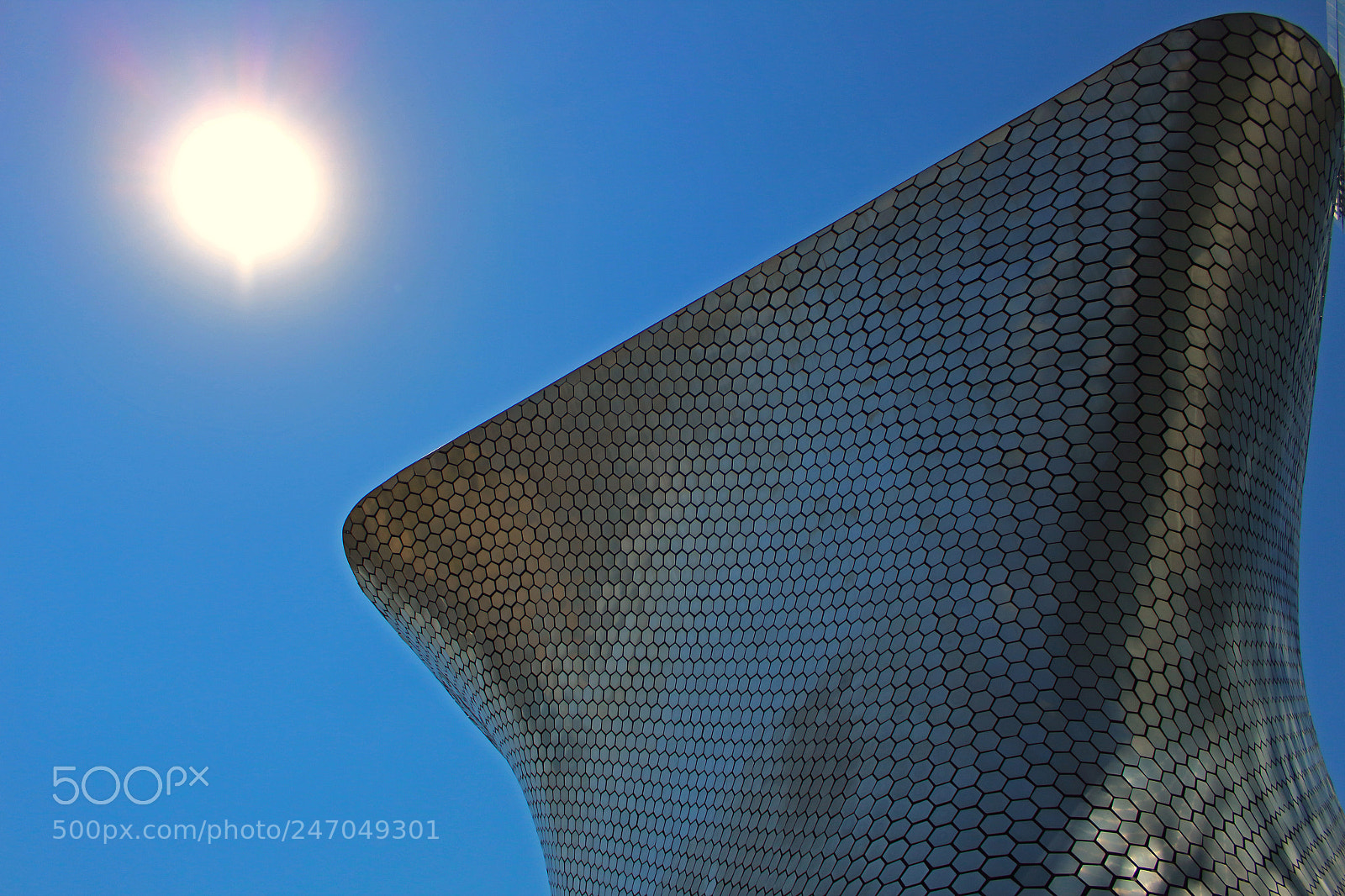 Canon EOS 1300D (EOS Rebel T6 / EOS Kiss X80) sample photo. Plaza carso photography