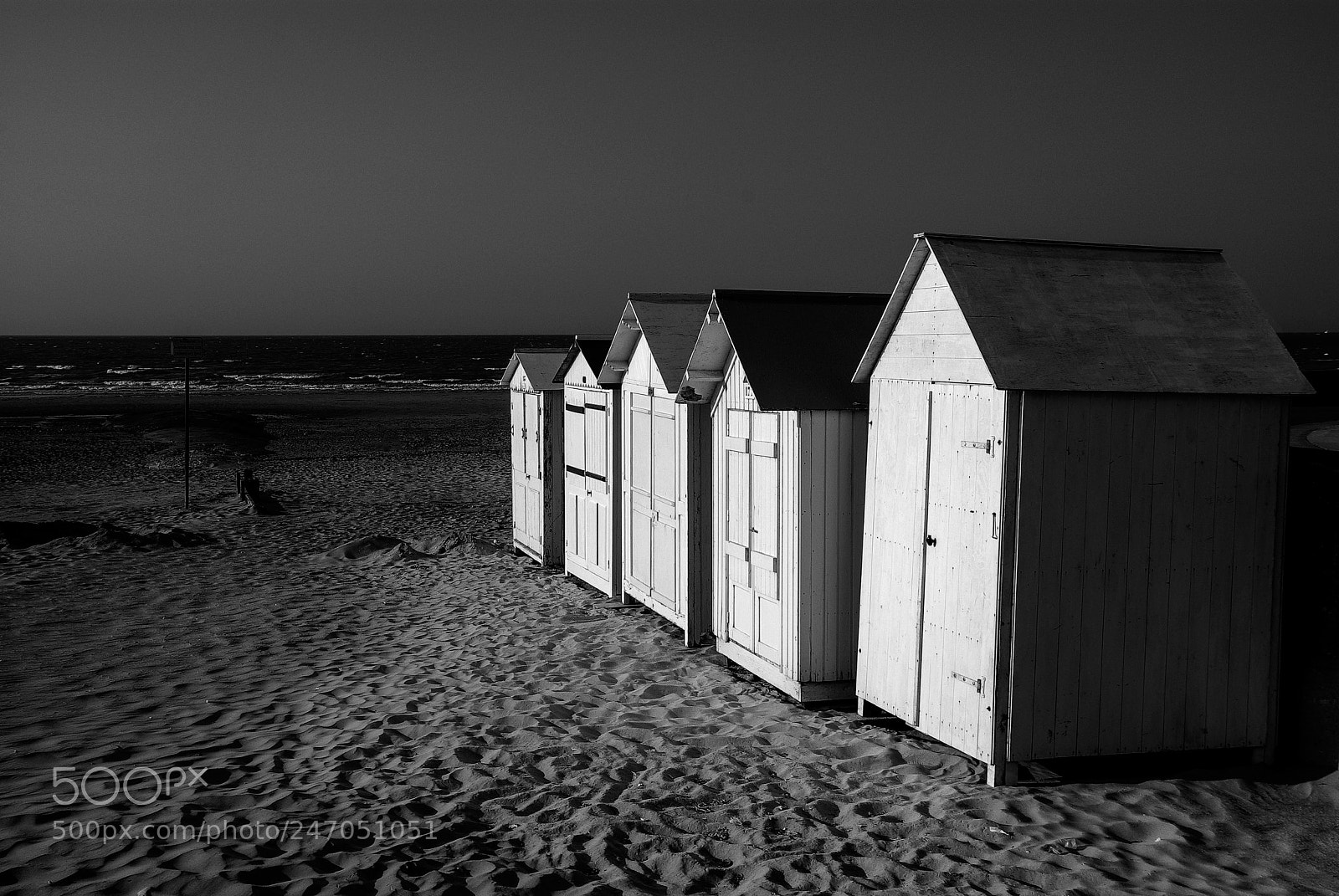 Pentax K10D sample photo. Sur la plage abandonn photography