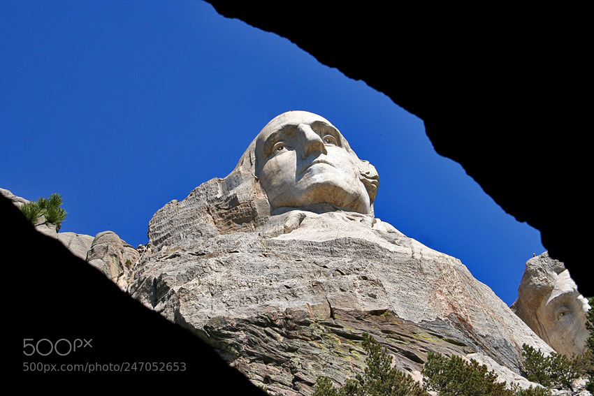 Canon EOS 350D (EOS Digital Rebel XT / EOS Kiss Digital N) sample photo. Mount rushmore photography