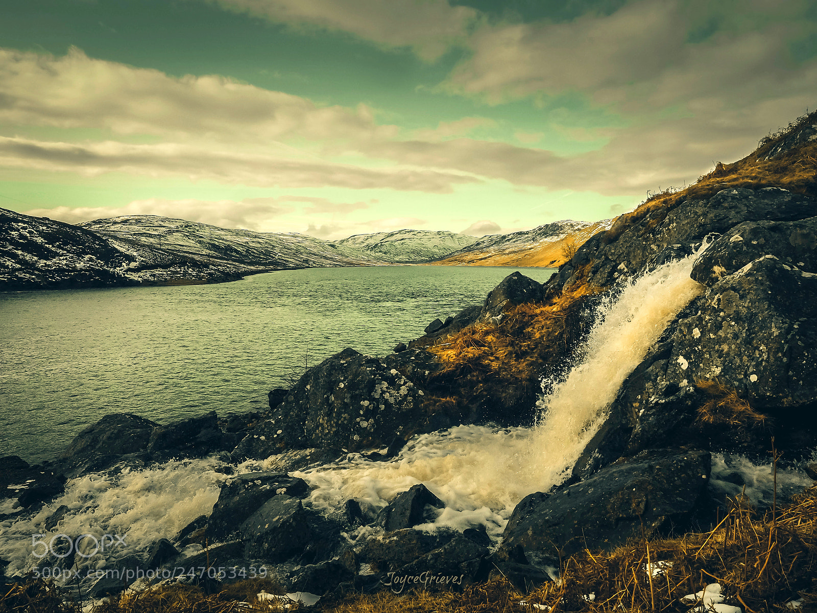 Olympus OM-D E-M1 sample photo. Loch lednock photography