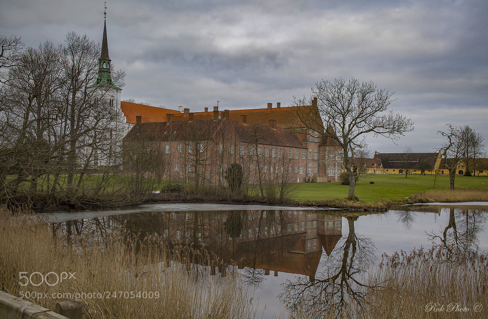 Canon EOS 1100D (EOS Rebel T3 / EOS Kiss X50) sample photo. Brahetrolleborg castle and church photography