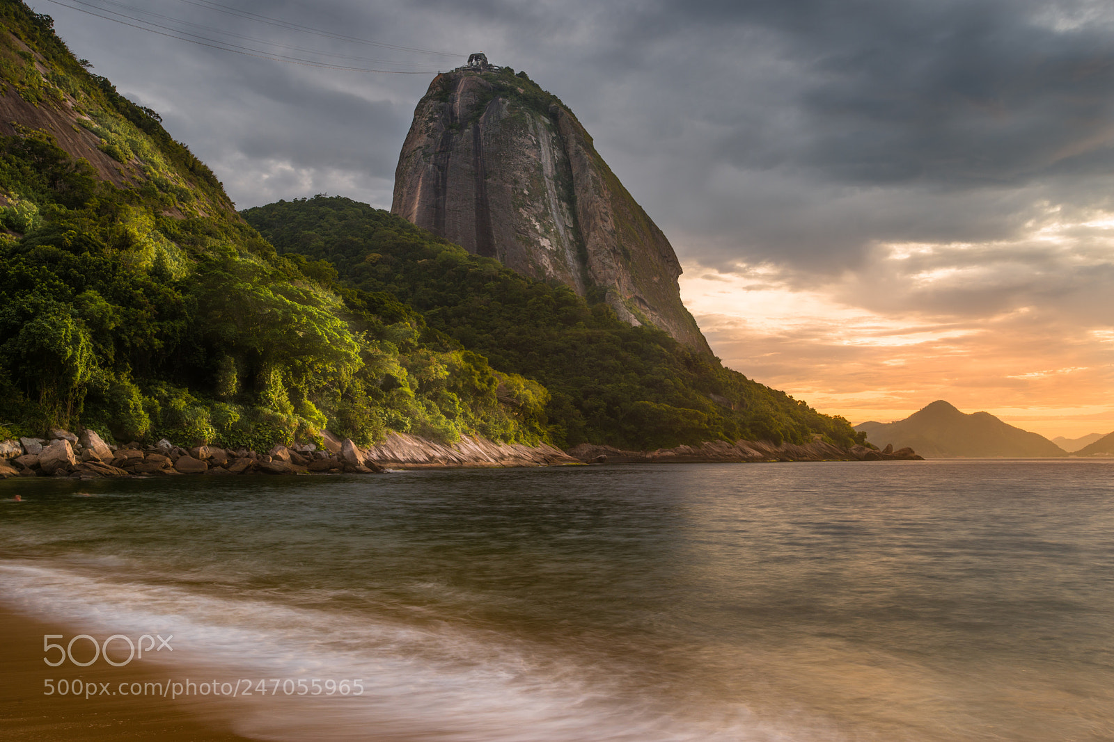 Nikon D610 sample photo. Sunrise at praia vermelha photography