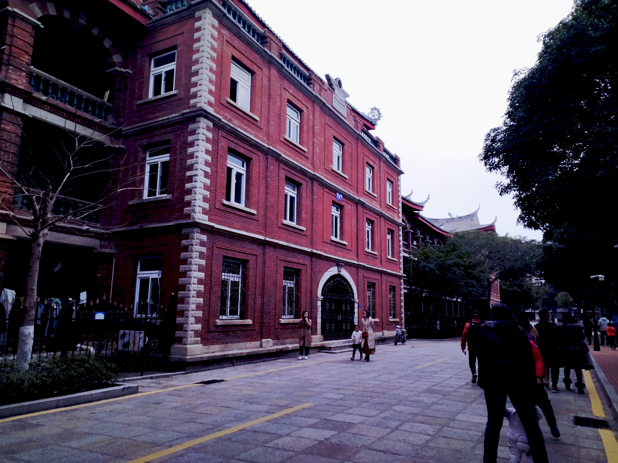 Xiaomi MI 5s Plus sample photo. 厦门大学——宿舍楼 photography