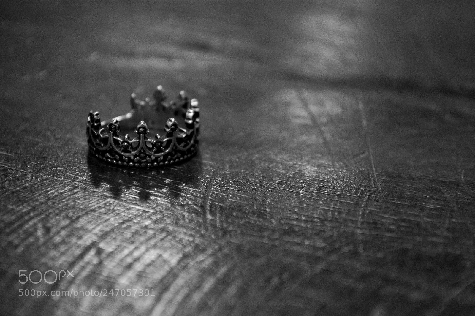 Nikon D3200 sample photo. The crown photography