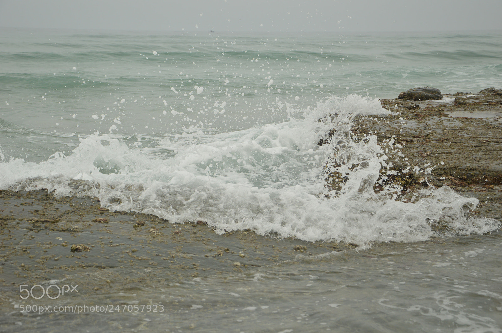 Nikon D3200 sample photo. Wave splash photography