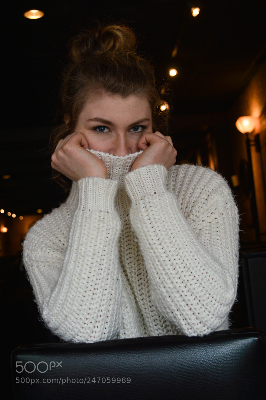 Nikon D3200 sample photo. Coffee shop portrait photography