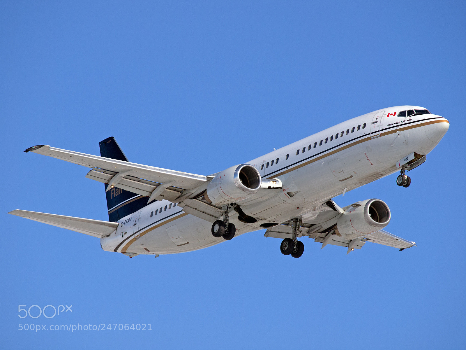 Olympus E-5 sample photo. Flair airlines boeing b-737-400 photography
