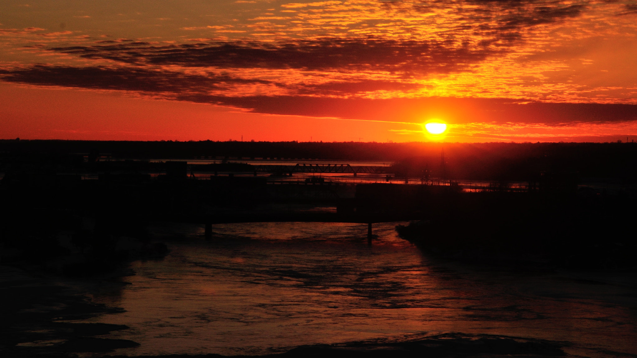 Sigma 18-200mm F3.5-6.3 DC OS HSM sample photo. Sunset photography