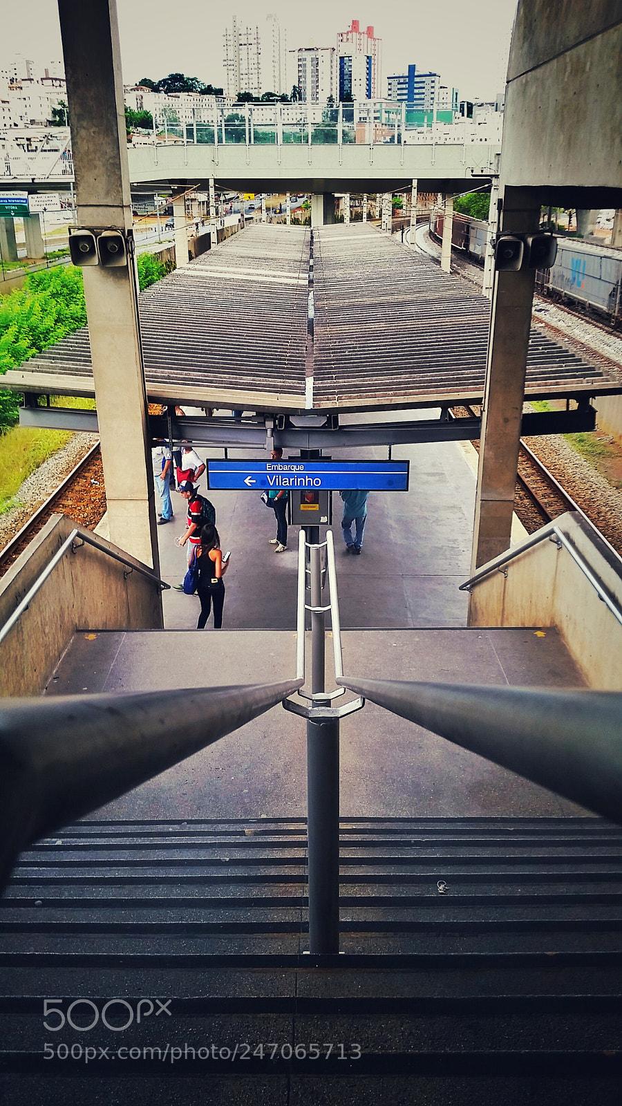Samsung Galaxy S5 sample photo. Subway photography