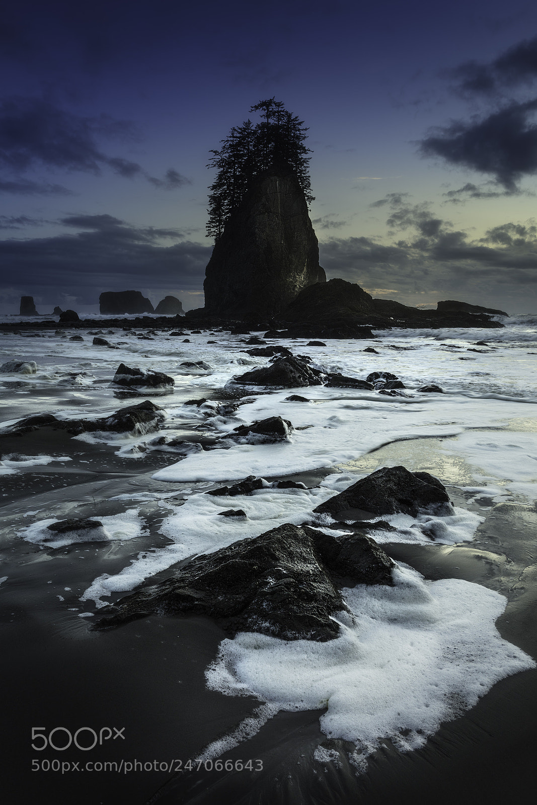 Canon EOS 5DS R sample photo. Sea stack sunset photography