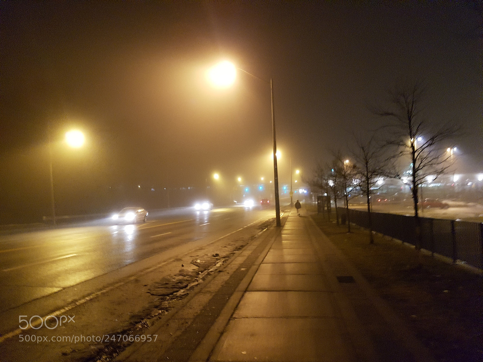 Samsung Galaxy S7 Edge sample photo. Foggy night photography