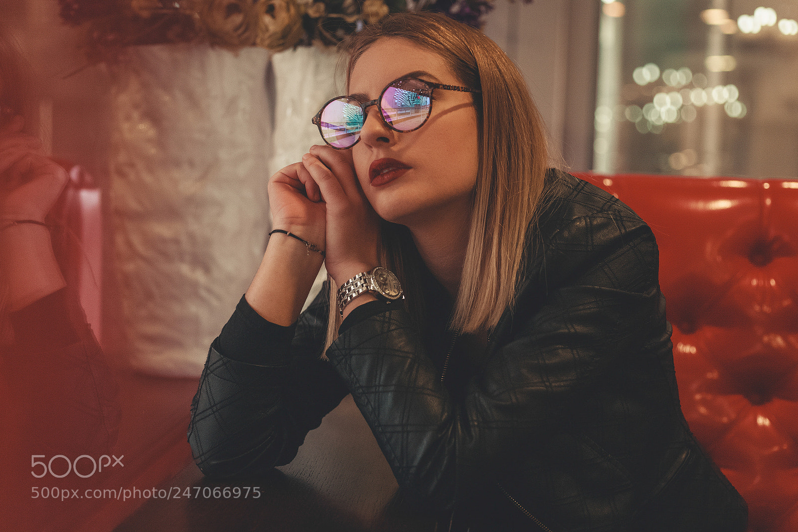 Canon EOS 5D sample photo. Cute blonde girl with photography