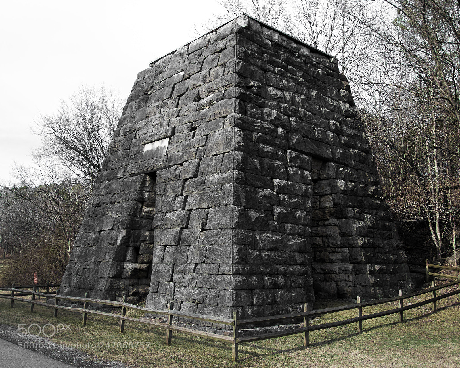 Canon EOS 77D (EOS 9000D / EOS 770D) sample photo. A furnace without a photography