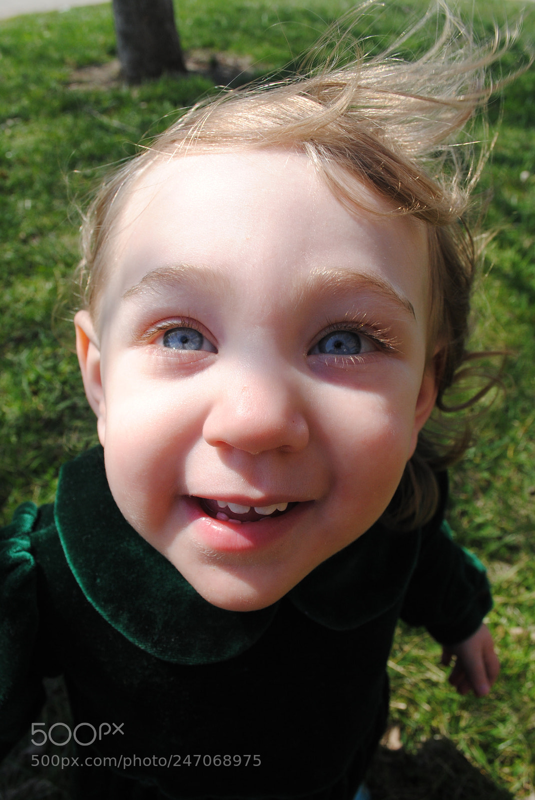 Nikon D3000 sample photo. "excitement" photography