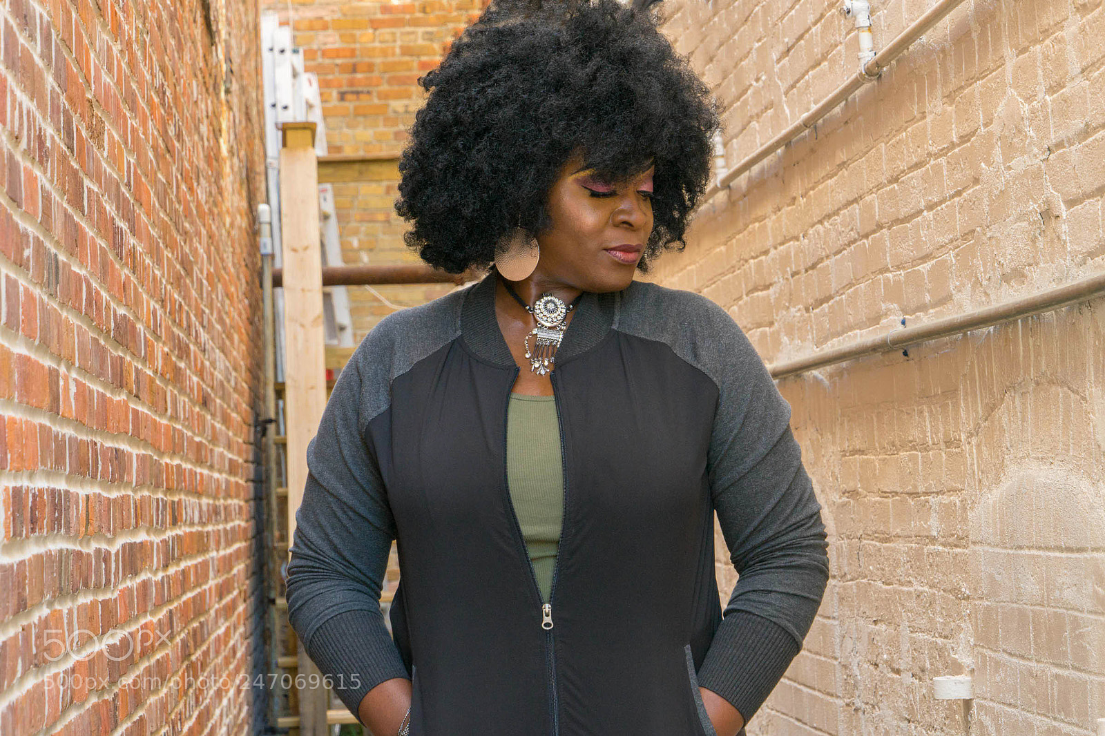 Sony a7 II sample photo. Urban fashion photography