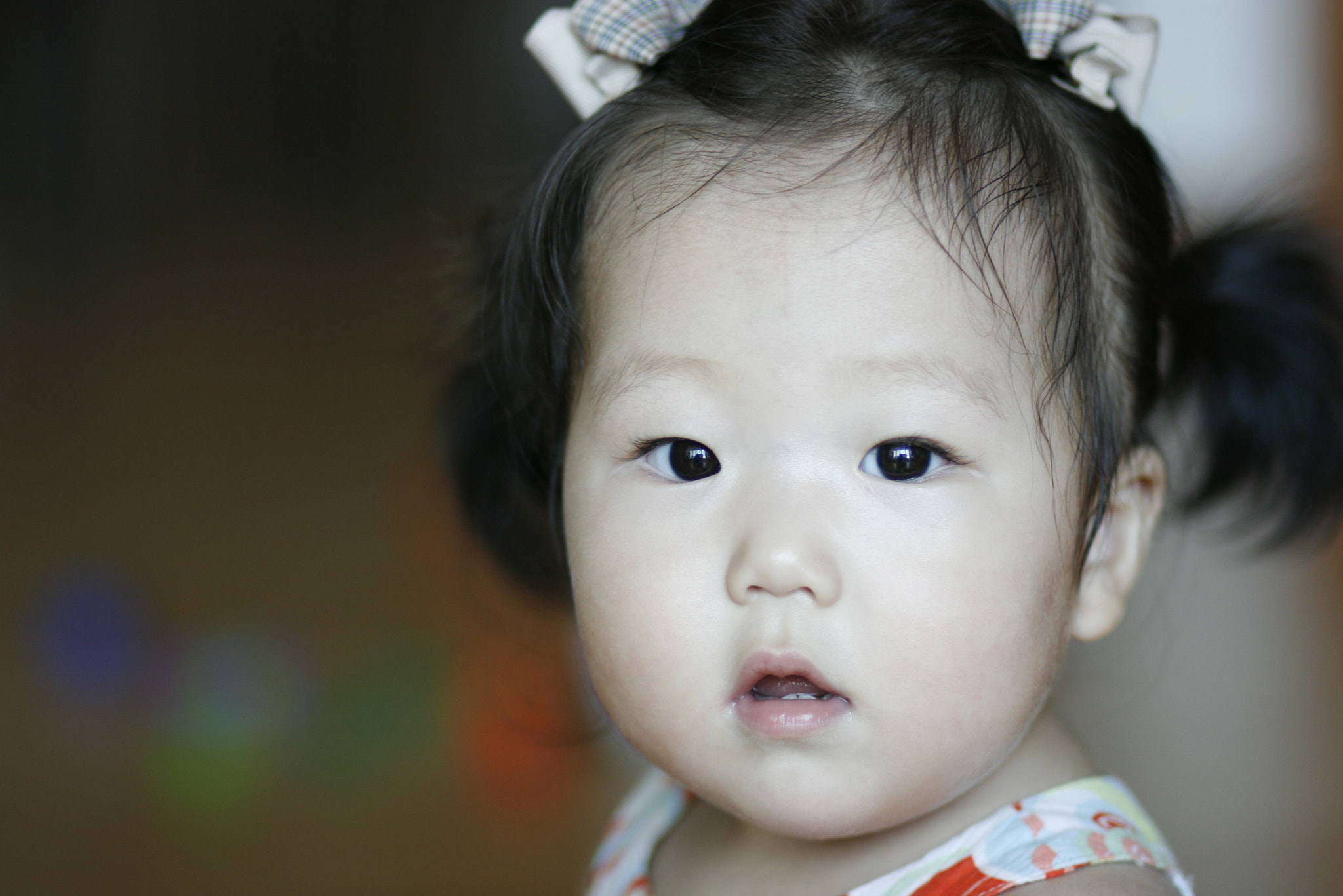 Canon EOS 400D (EOS Digital Rebel XTi / EOS Kiss Digital X) sample photo. Little girl photography