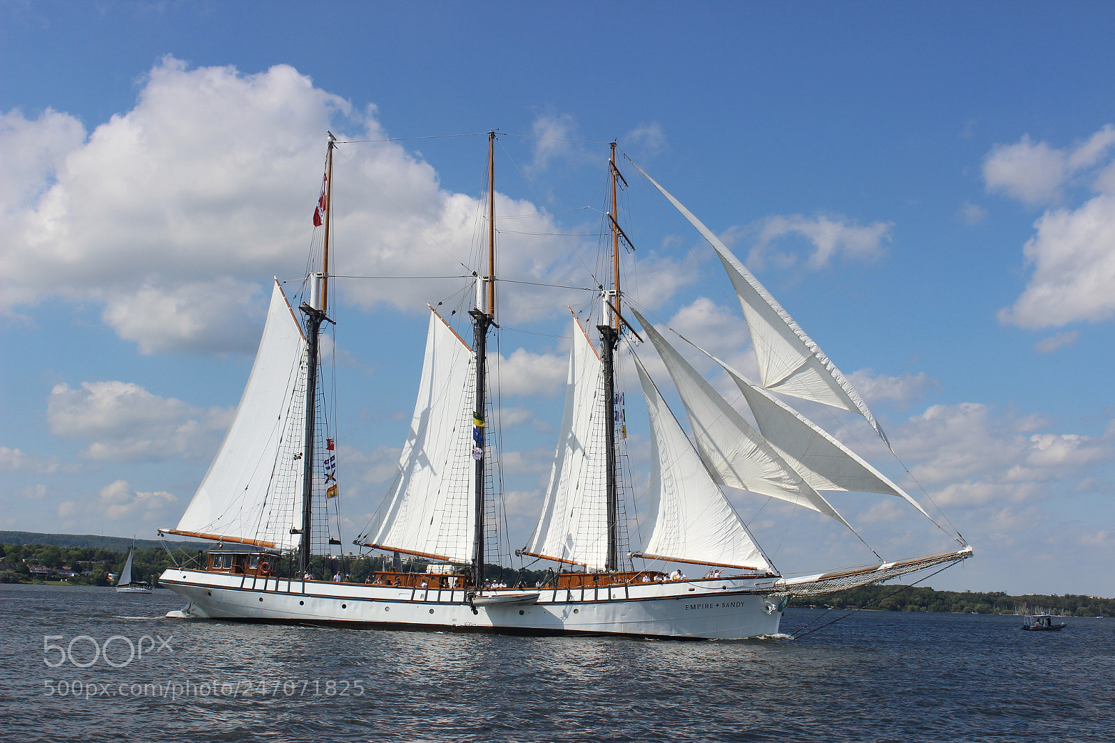 Canon EOS 600D (Rebel EOS T3i / EOS Kiss X5) sample photo. Tall ships in hamilton 2017 photography