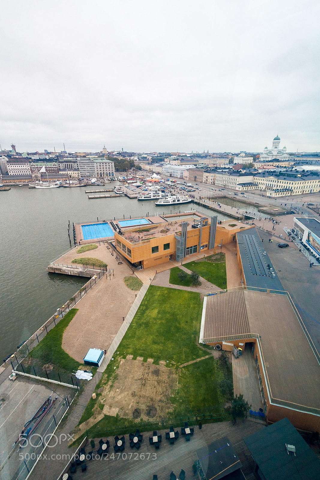 Nikon D5000 sample photo. Port of helsinki photography