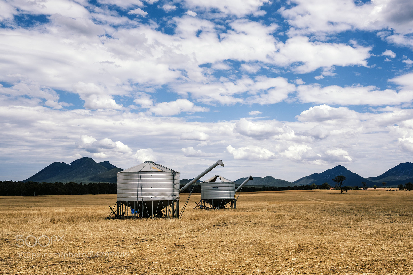 Fujifilm X-T2 sample photo. Wheat storage tanks photography