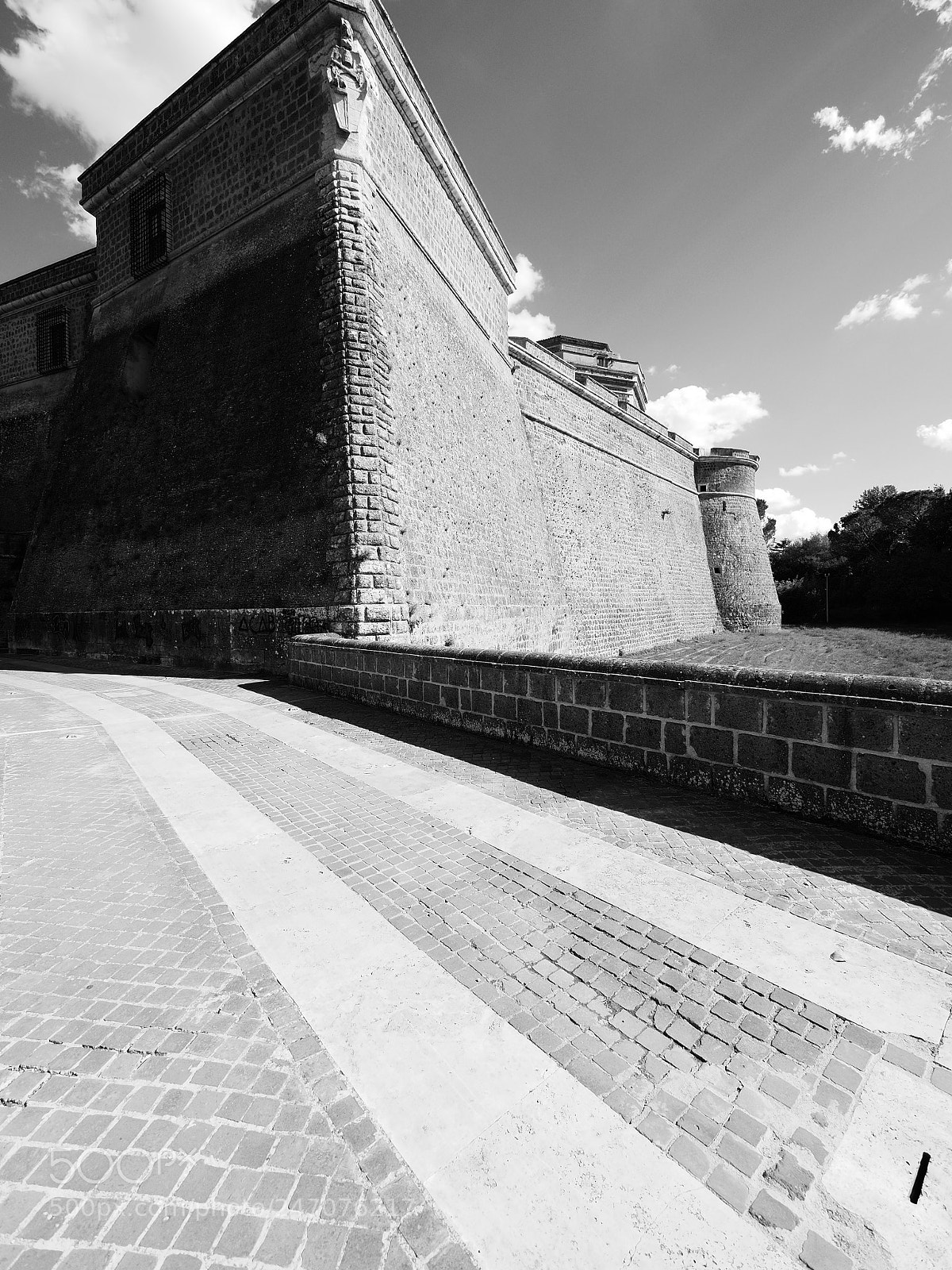 Olympus OM-D E-M5 II sample photo. Civita castellana 17p9176460 20k photography