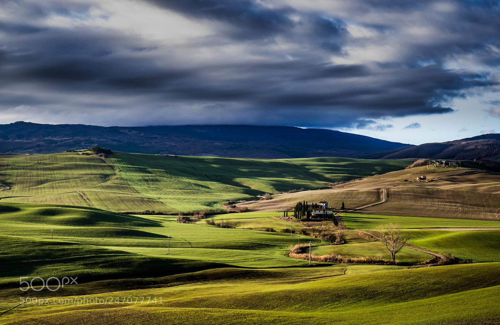 Panasonic Lumix DMC-GX8 sample photo. Nuvoloso in toscana photography