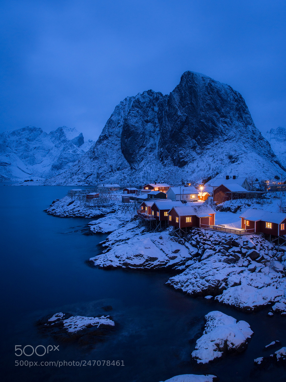 Olympus OM-D E-M5 sample photo. Hamnoy is waking up photography