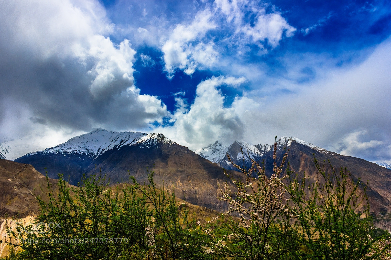 Canon EOS 550D (EOS Rebel T2i / EOS Kiss X4) sample photo. Hunza photography