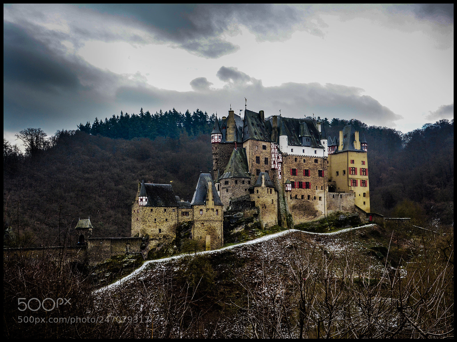 Nikon D5200 sample photo. Burg eltz photography