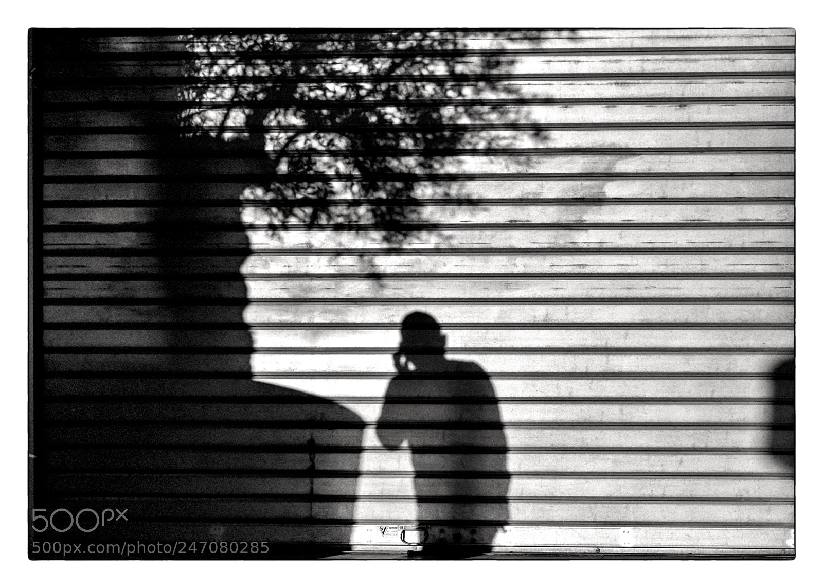 Fujifilm X100F sample photo. Shadows photography