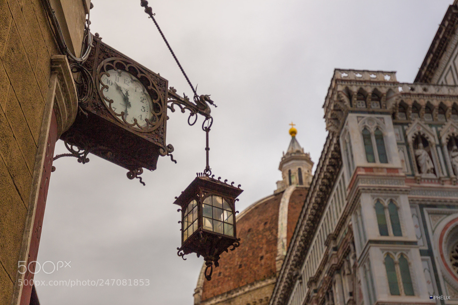 Canon EOS 100D (EOS Rebel SL1 / EOS Kiss X7) sample photo. L'orologio photography