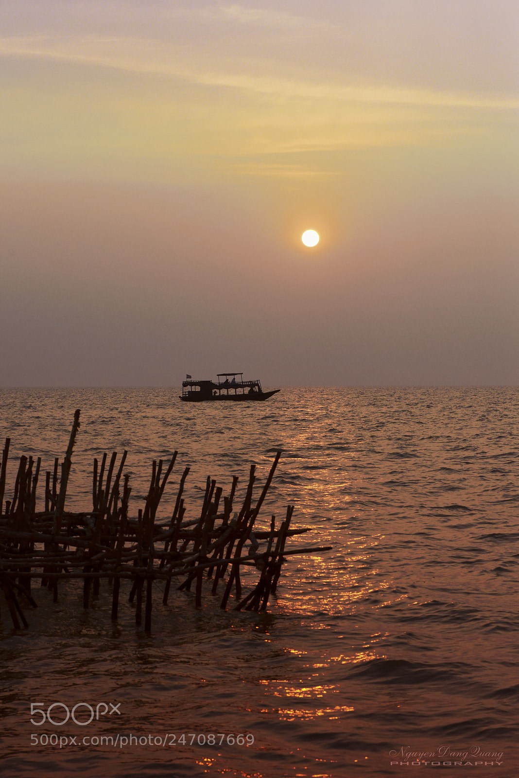 Nikon D600 sample photo. Sunset on tonle sap photography