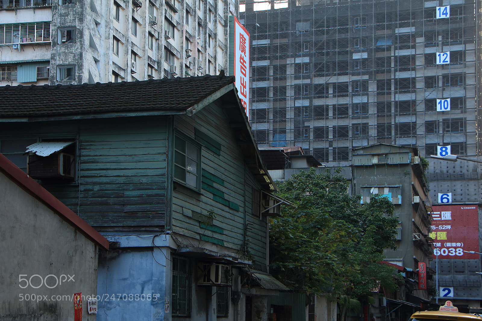 Canon EOS 650D (EOS Rebel T4i / EOS Kiss X6i) sample photo. #urban_pores photography