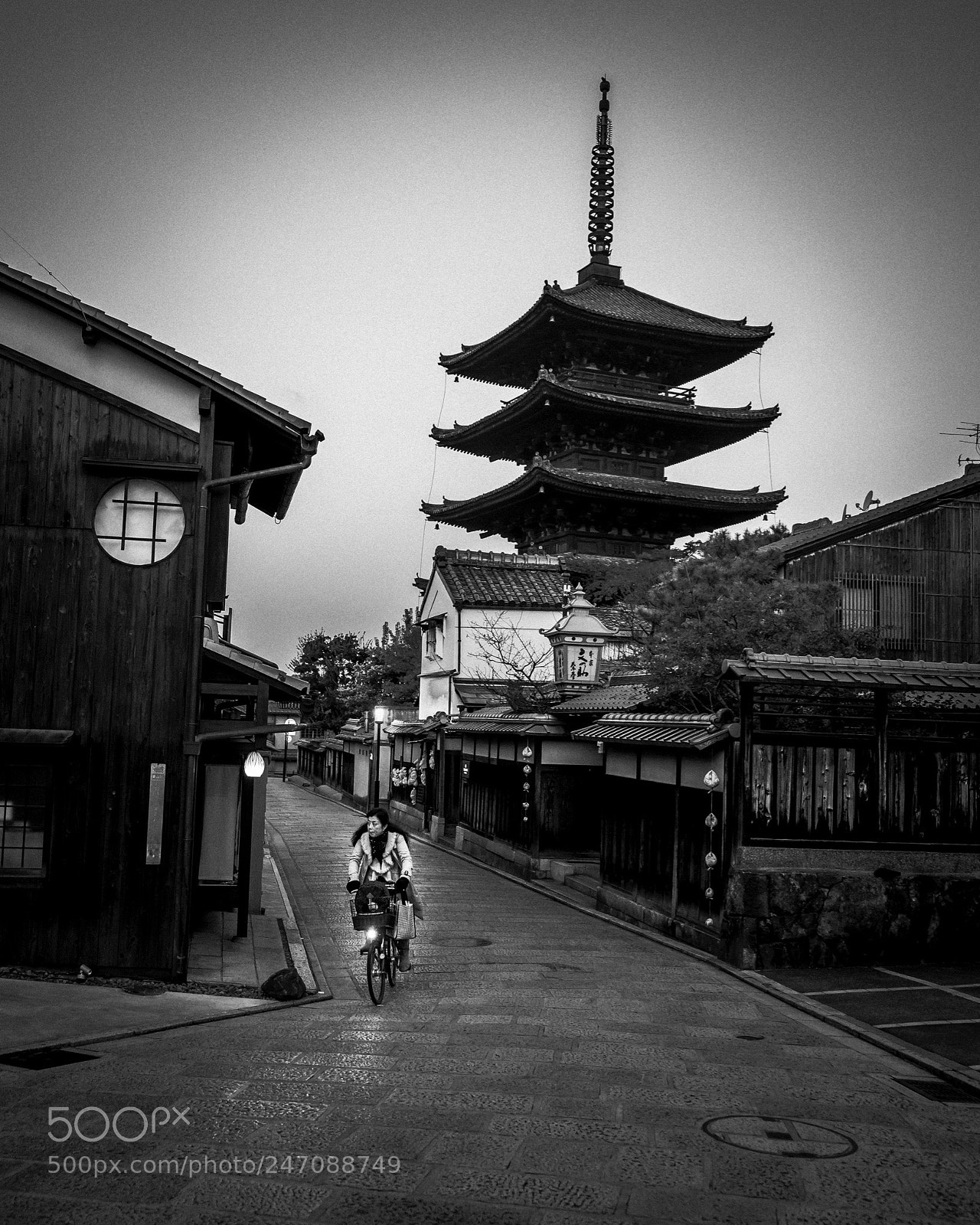 Leica SL (Typ 601) sample photo. Kyoto life 2018 photography